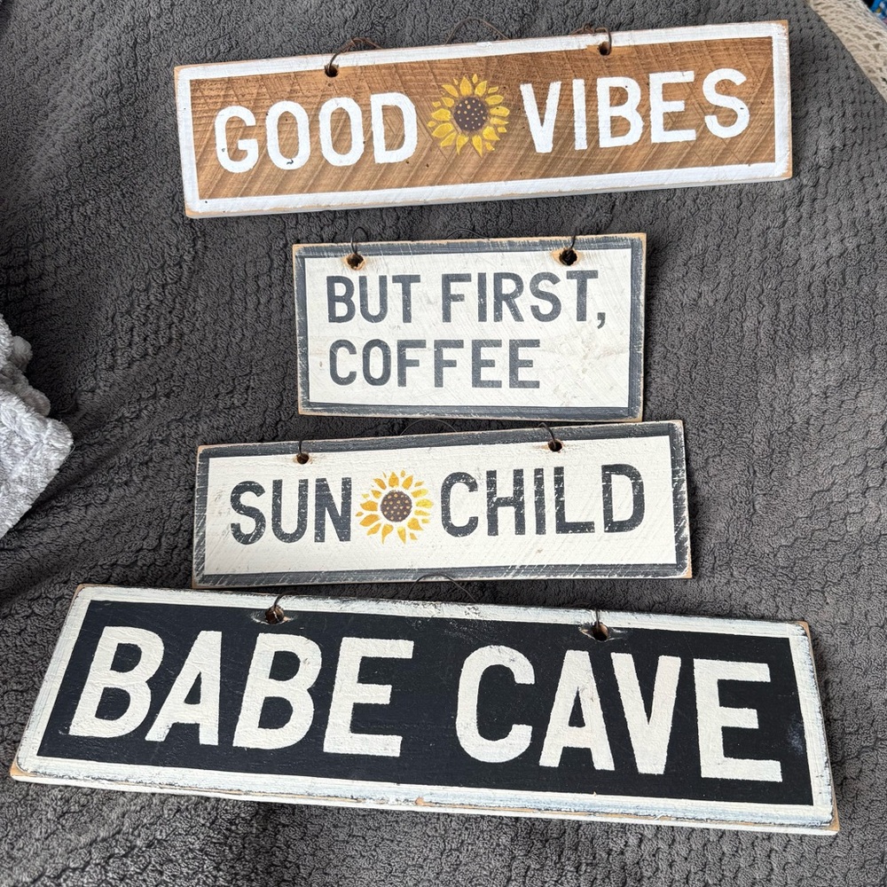 🚫SOLD🚫 Weathered Signs - Bundle of 4 Signs